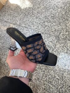 حذاء صيفي
